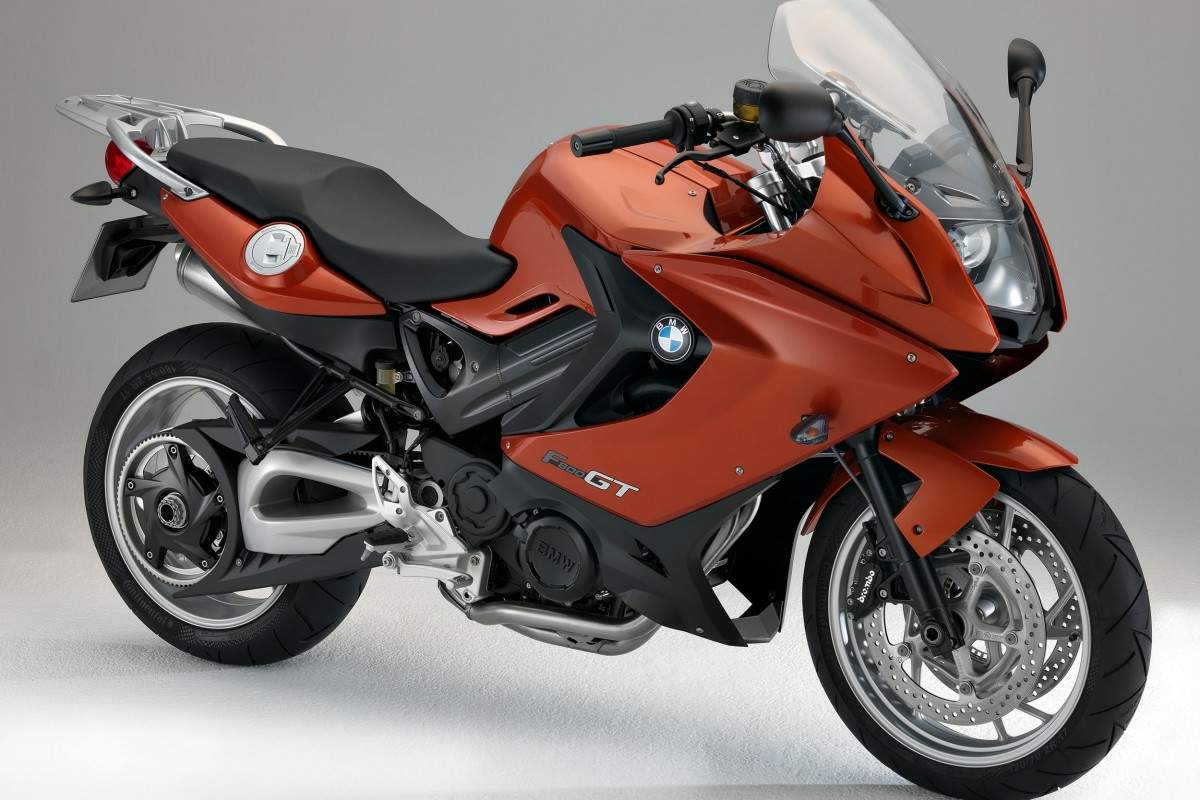 F 800GT ()