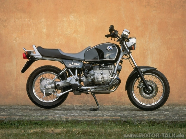R 100R ()