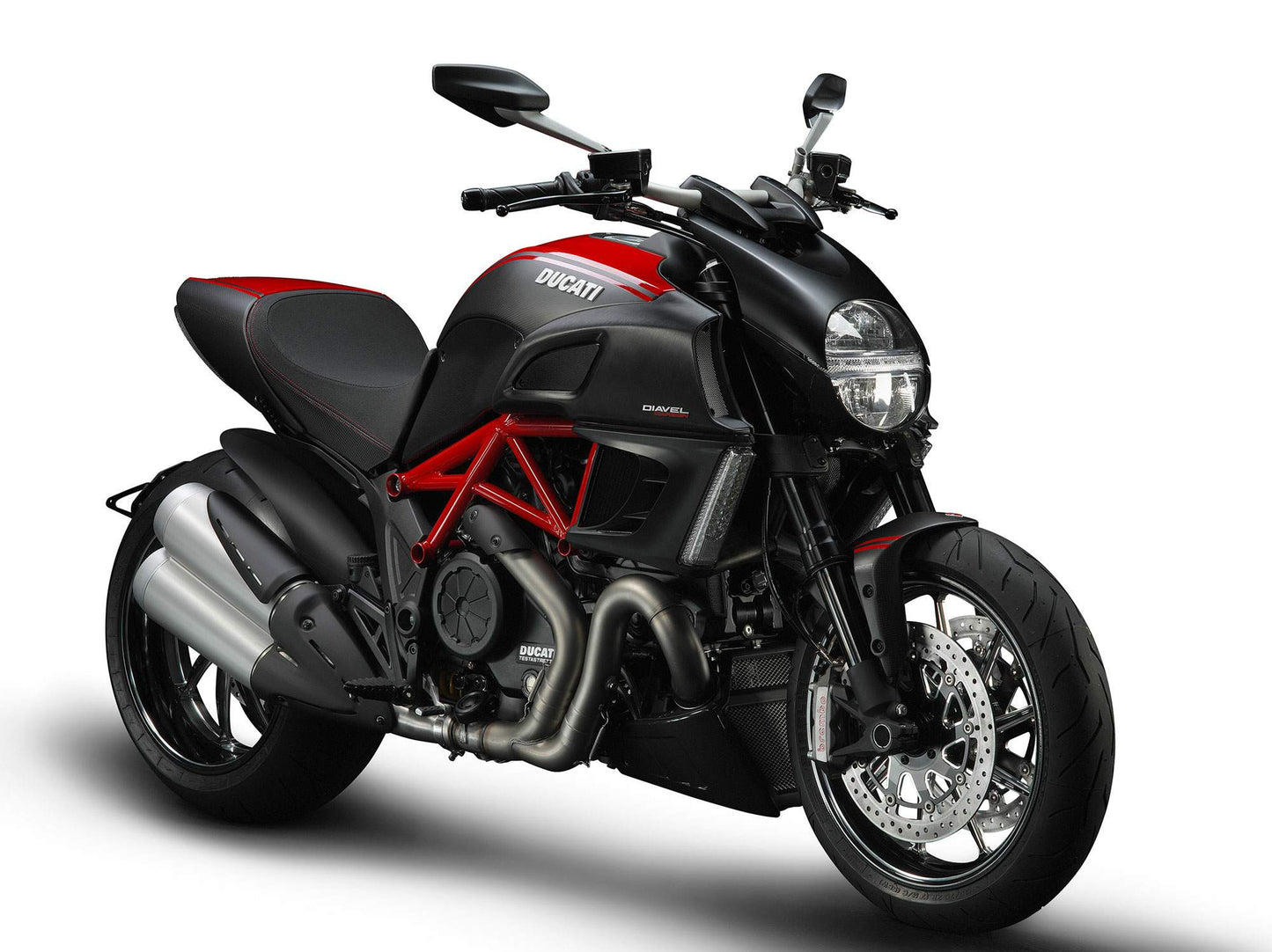 Diavel Carbon (2014)