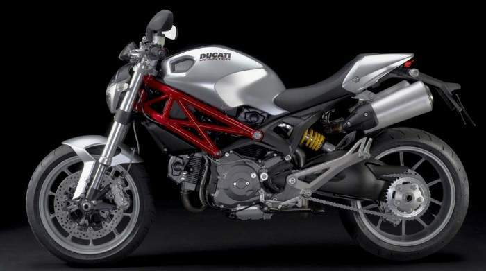 Monster 1100 (2011)