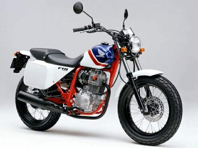 FTR 223 Tricolor Street Flat Tracker ()