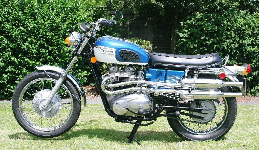 TR 6C _ P_ R _ RV Trophy (1972-73)