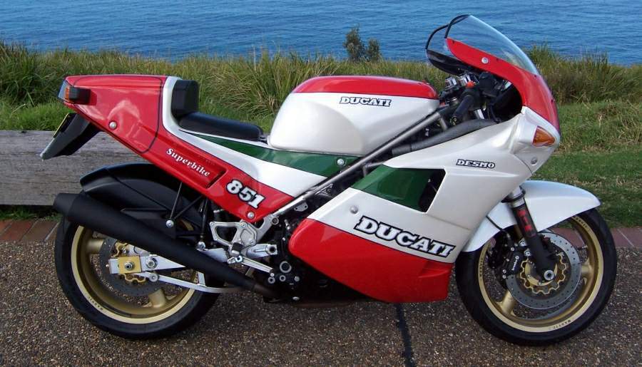 851 Strada (1992)