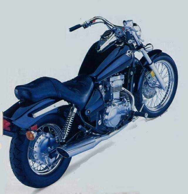EN 500C Vulcan Classic (2000-04)
