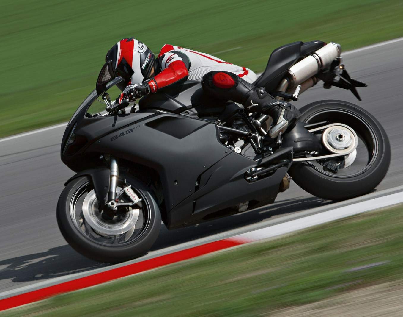 848 EVO Dark (2013)