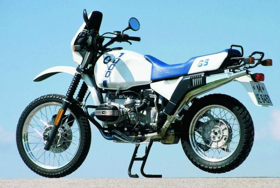 R 100GS ()
