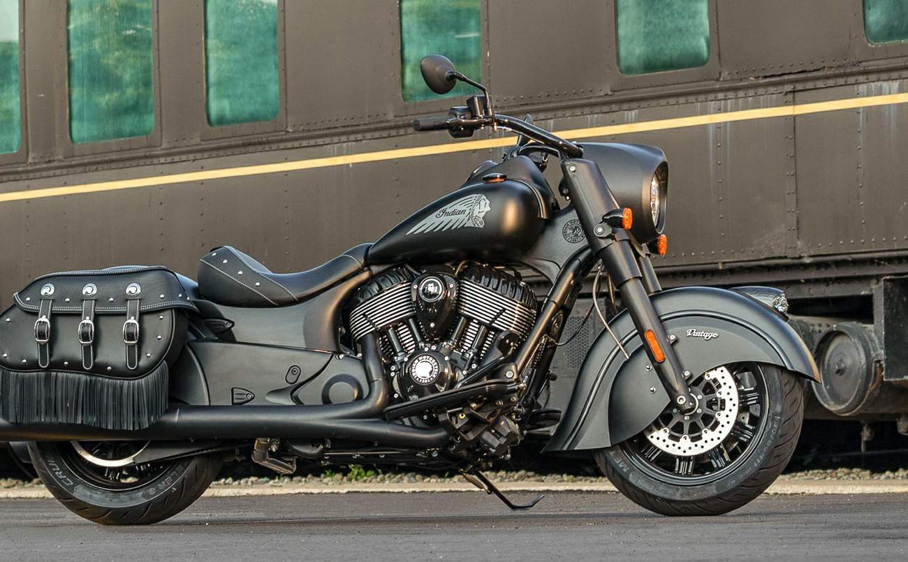 Chief Vintage Dark Horse (2021)
