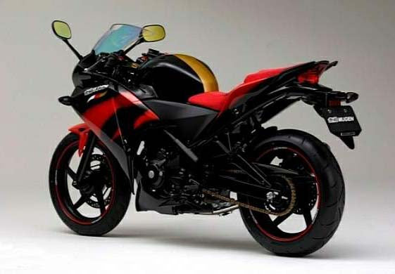 CBR 250R Mugen (2011)
