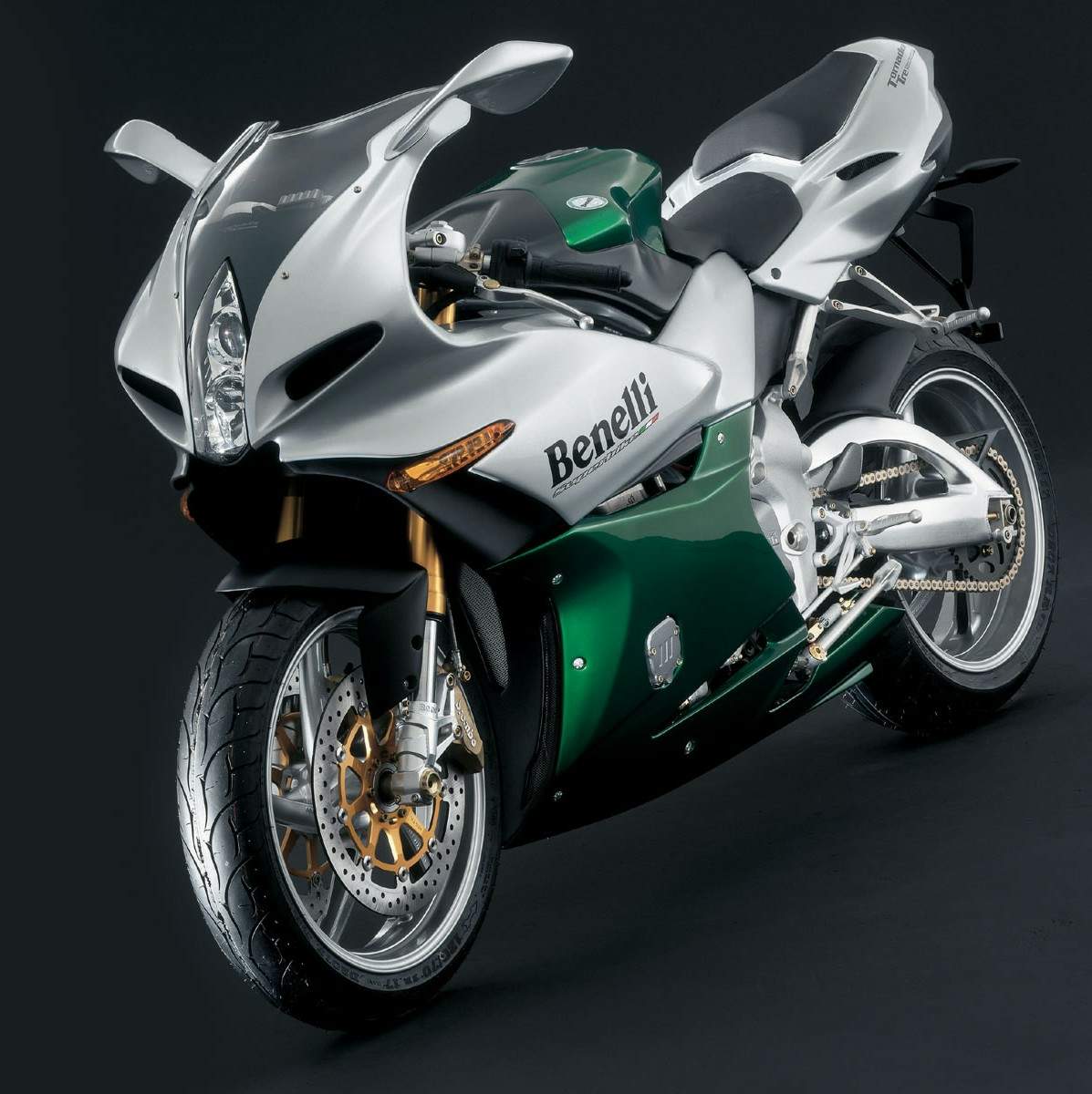 Tre 900 Tornado Novecento (2005-06)