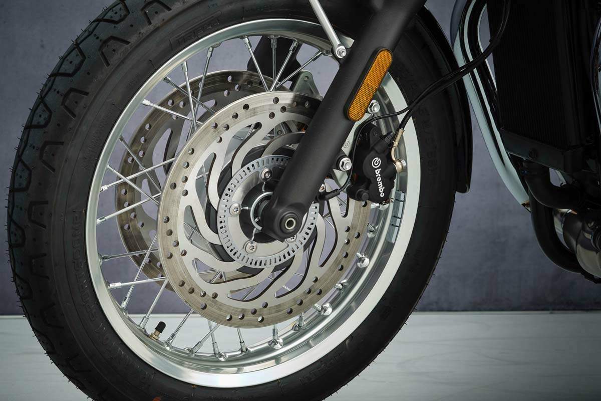 Bonneville T120 Gold Line Edition (2022)