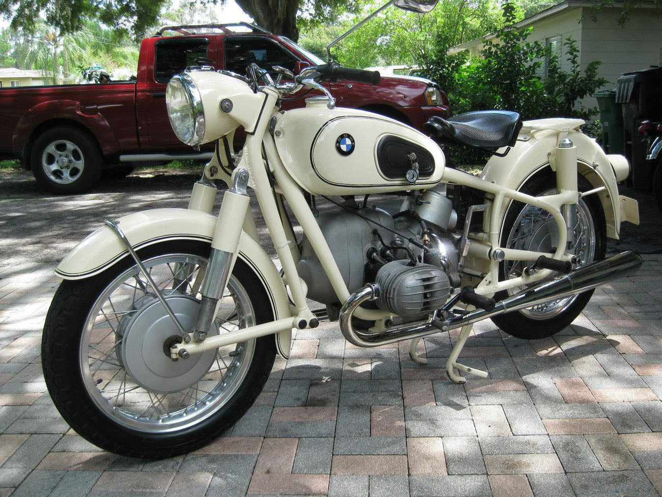 R 50S ()