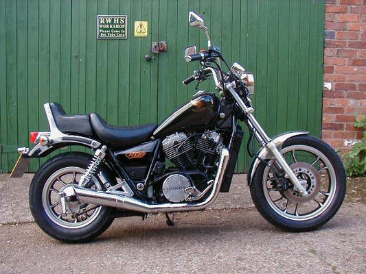 NV 750 Custom ()