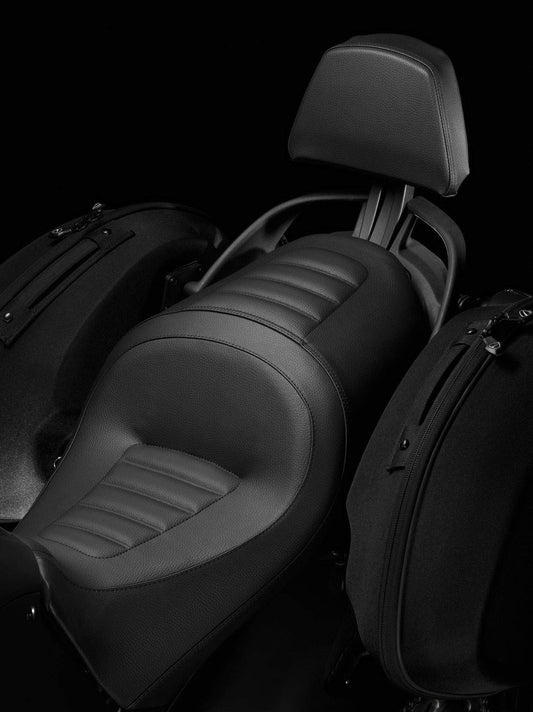 Diavel Strada (2013)