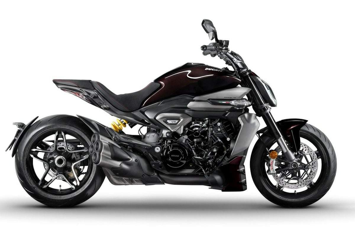 XDiavel V4 (2025)