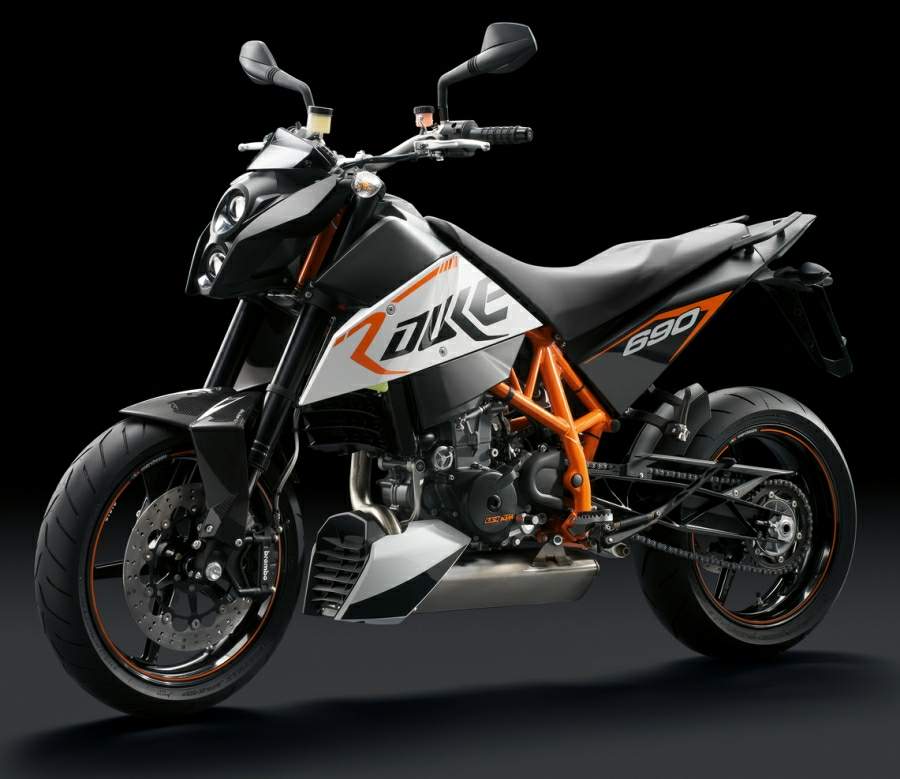 690 Duke R (2014)