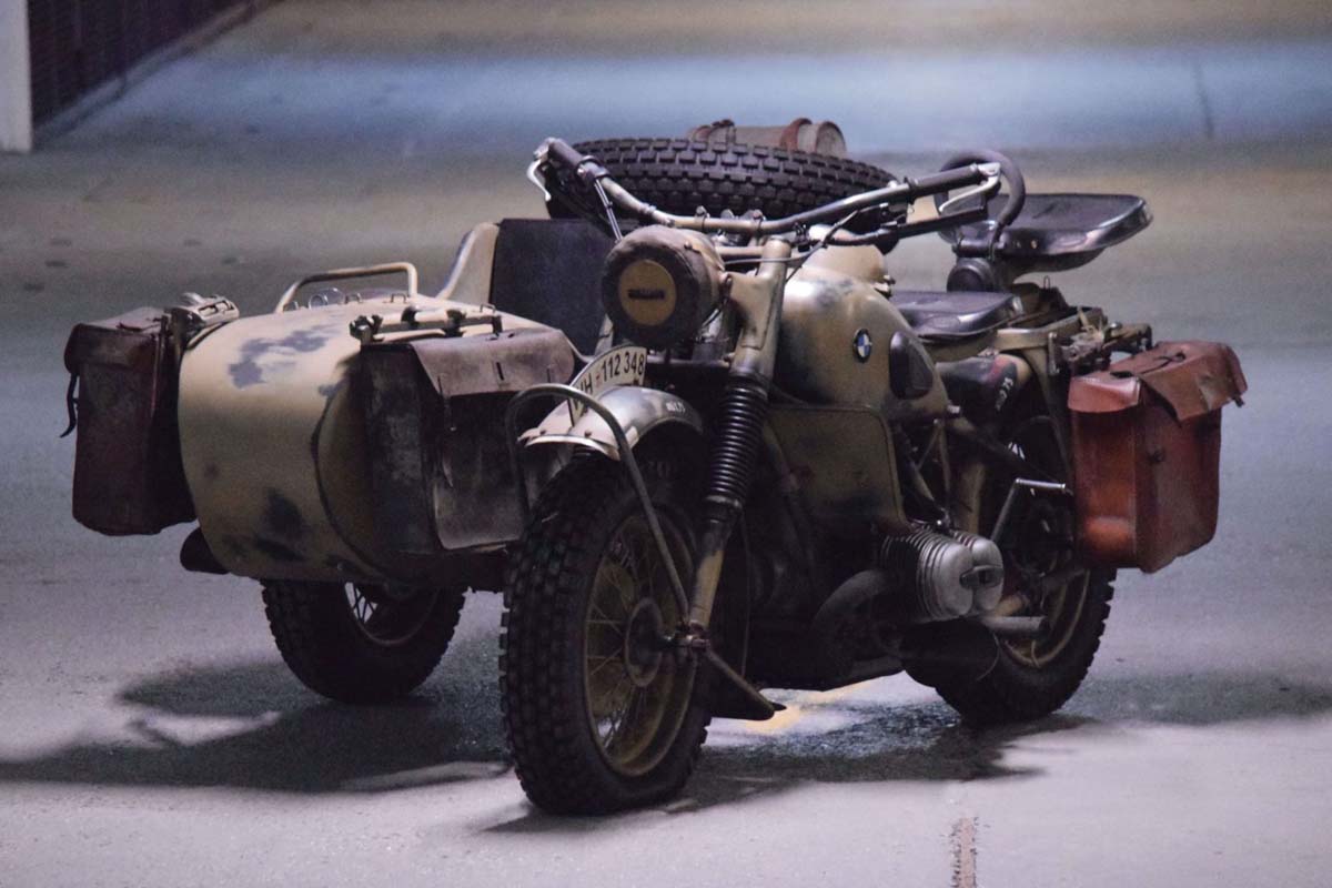 R75 Sidecar ()