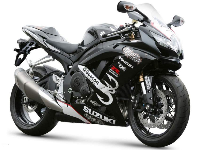GSX-R 750 Relentless Replica (2008)