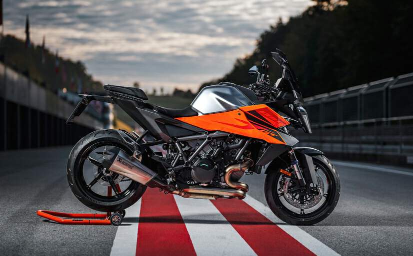 1390 Super Duke GT (2025)