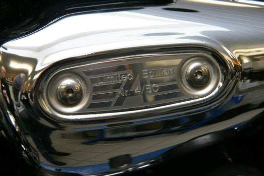 Adventurer 900 Limited Edition (1998)