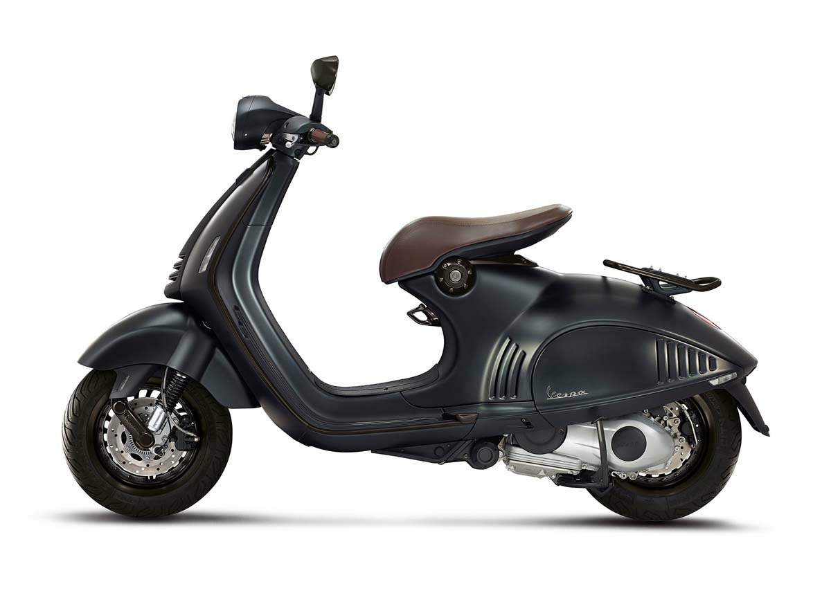 946 Emporio Armani 125 (2015-)