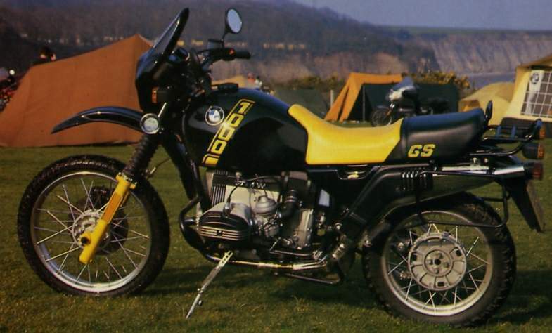 R 100GS Bumble Bee ()